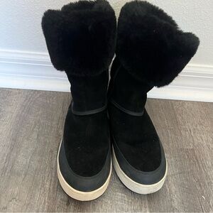 [Koolaburra] Black Winter Boots with Fur